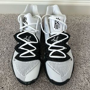 Nike Kyrie 5 Cookies N Cream, US Men’s 8, No tags/box.